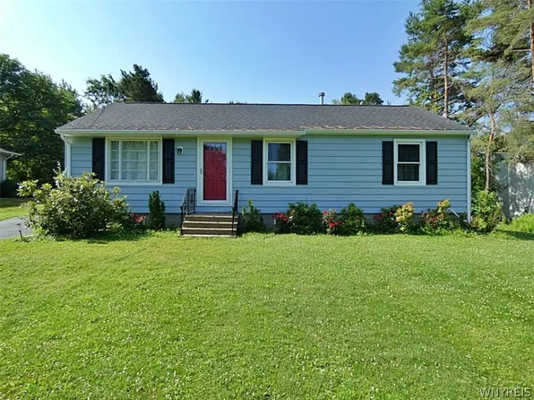 7399 Michael Rd, Orchard Park, NY 14127