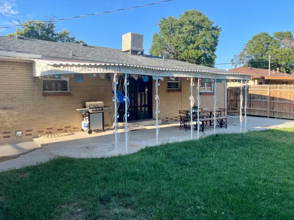 12104 E Virginia Dr, Aurora, CO 80012