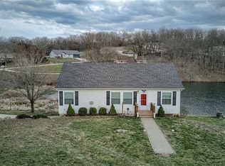 12733 Hiser Ln, Excelsior Springs, MO 64024