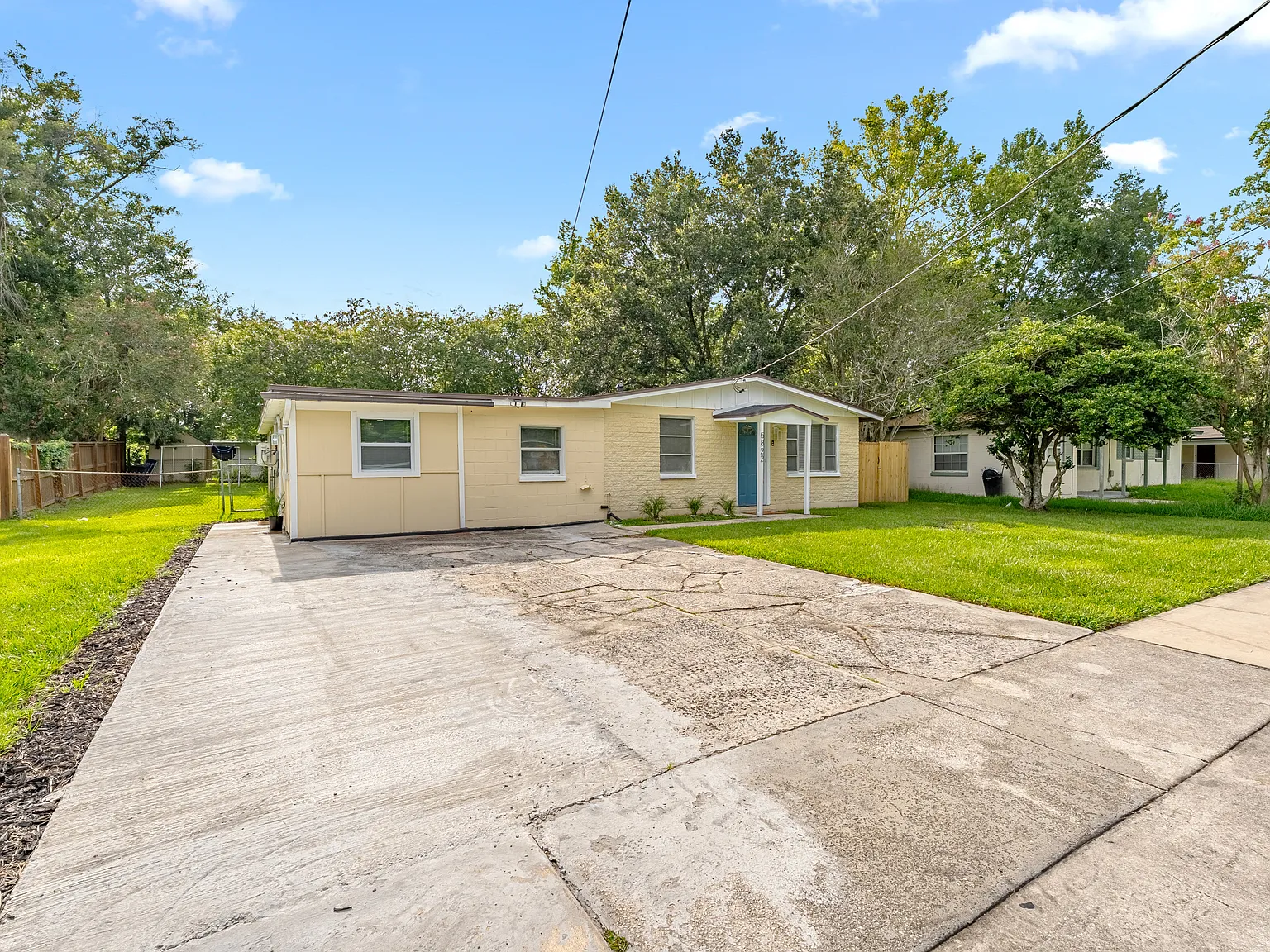 5822 Tampico Road - Main Residence — Photo 4