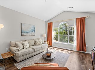 238 Edinburgh Ct, Alpharetta, GA 30004