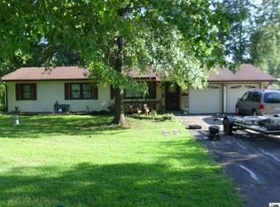 331 NE Monhollon Dr, Topeka, KS 66617