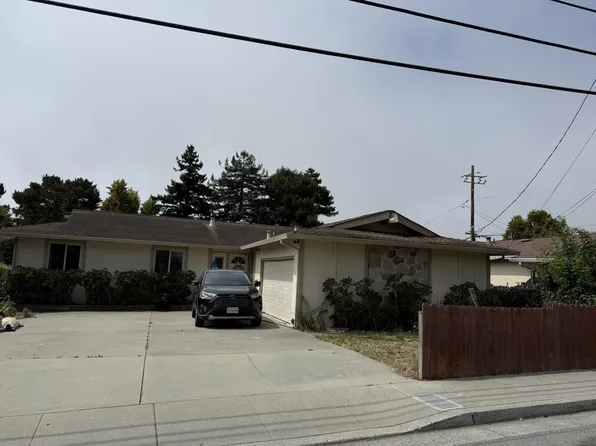 2210 Felt St, Santa Cruz, CA 95062