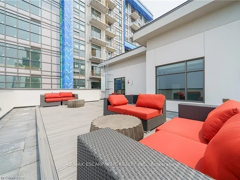 450 Dundas St E #801 — Photo 27