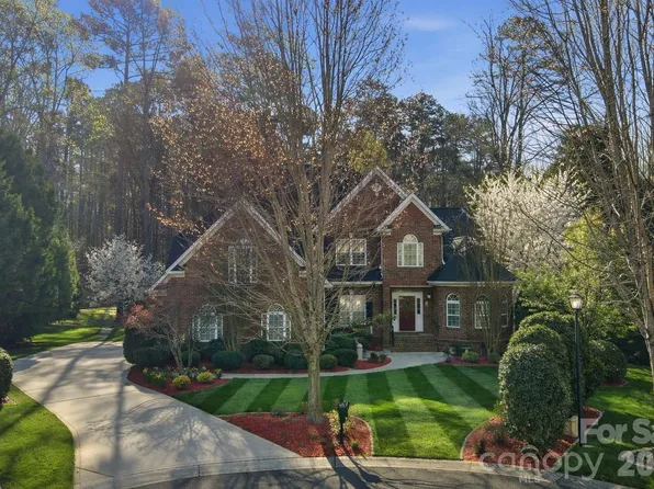 1038 Patricians Ln, Monroe, NC 28110