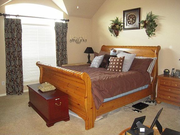 4th image of 2171 Garrison Dr