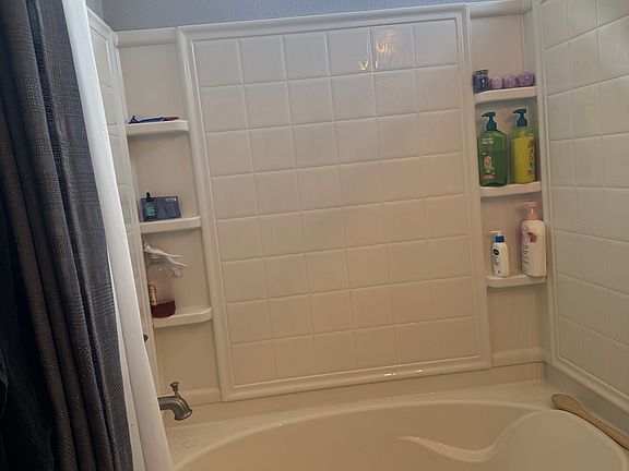 5th image of 11821 Altura St