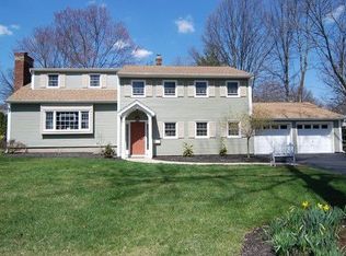 36 Hampton Dr, Berkeley Heights, NJ 07922