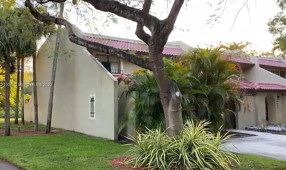 Hose Entrance