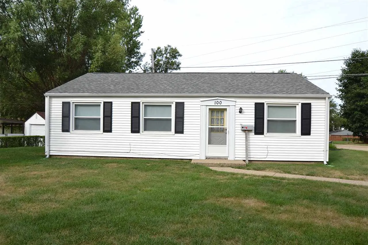 100 Rogers Rd photo 1