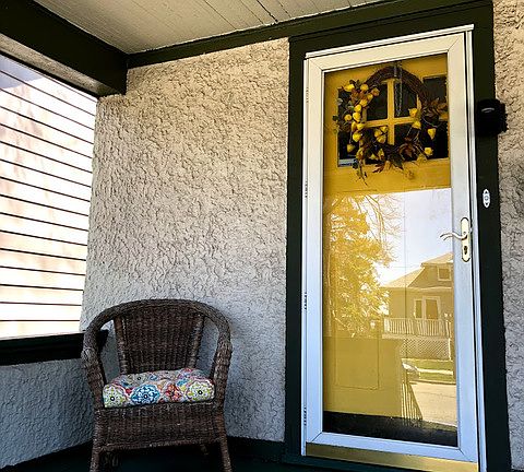 5th image of 1038 Lyman Ave