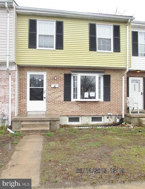 1st image of 525 Jamestown Ct