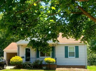 5204 Bridgewater Rd, Lyndhurst, OH 44124