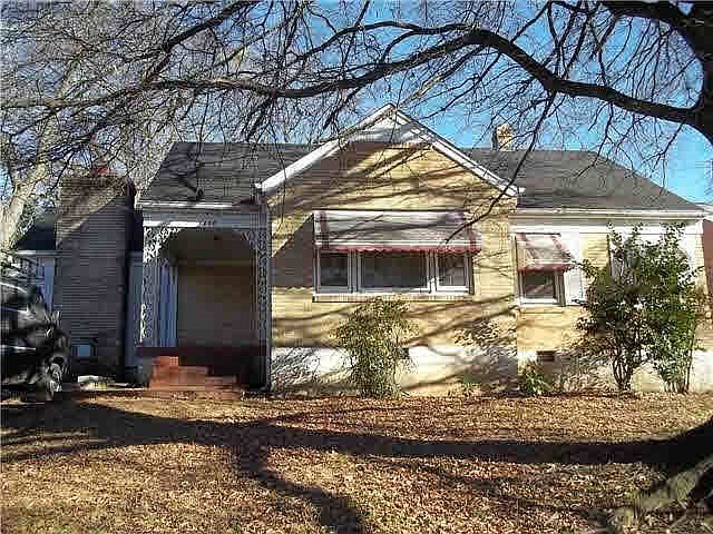 1st image of 1130 Poppen Dr