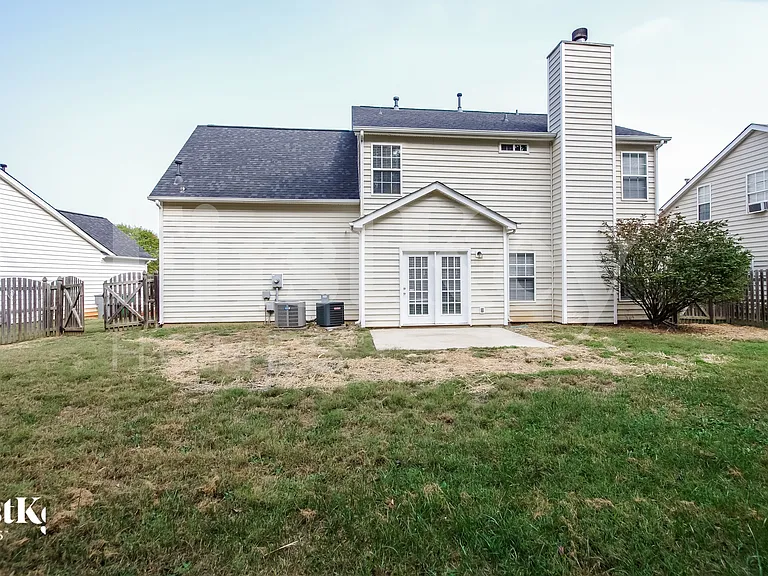 11735 Hawick Valley Ln — Photo 15