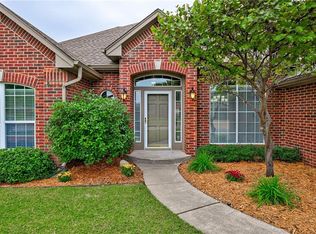 2700 Overland Way, Edmond, OK 73012