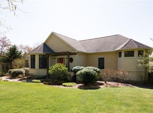 47 April Ln, Tiverton, RI 02878