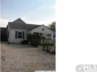 98 Newark Ave, Lavallette, NJ 08735