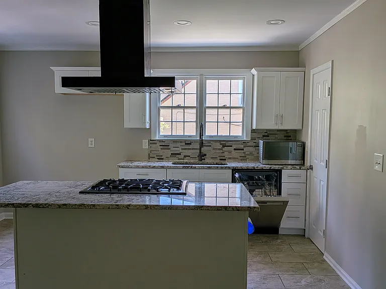 1139 Chatham Ave SW — Photo 7