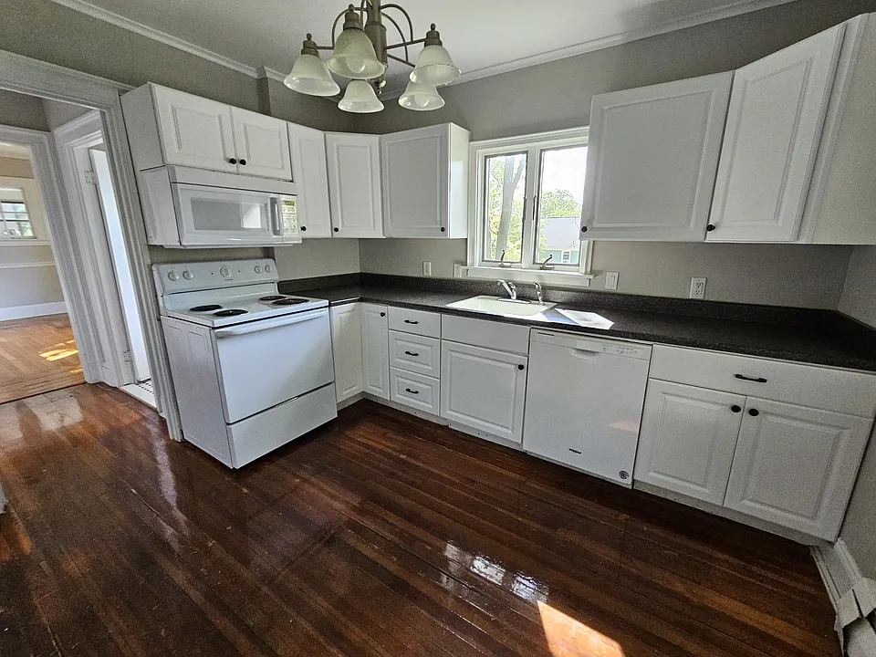 1634 Ella T Grasso Blvd #1H