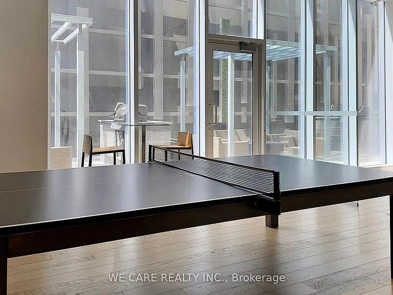 15 Grenville St #609 — Photo 10
