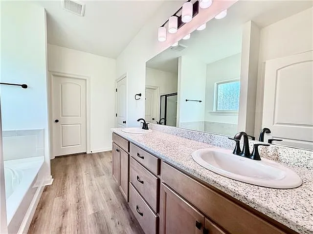 44236 Joe Louis Dr — Photo 10