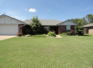 2017 Waverly Dr, Duncan, OK 73533