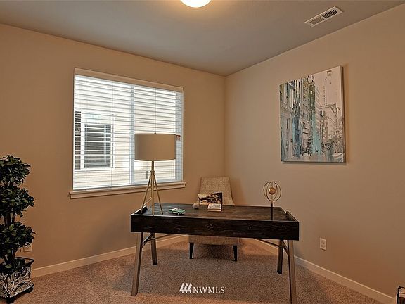 Photo is of the 2535 Sierra plan from another Huseby Homes plat. May depict enhancements and / or upgrades that are not available with every plan.