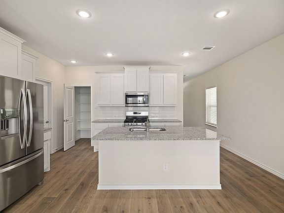 3rd image of 241 Kistler Dr