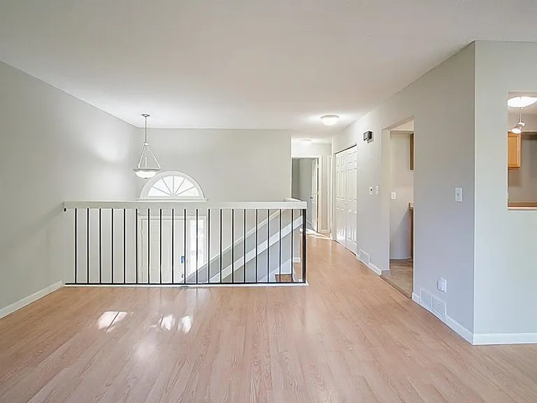 5424 Egan Dr — Photo 9