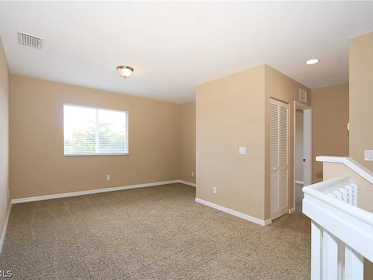 17007 Tremont St — Photo 19