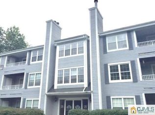 2505 Candlelight Ct UNIT 2505, Helmetta, NJ 08828