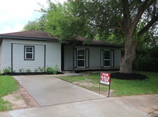 4845 E Ridge Creek Dr, Houston, TX 77053