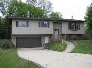 793 Air View Dr, Palmyra, WI 53156