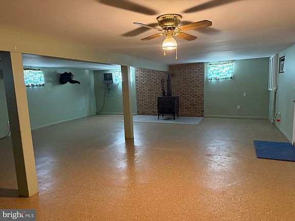 3rd image of 7620 1st St