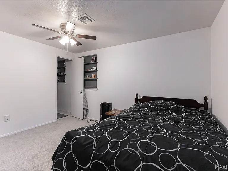 617 Wisteria Rd — Photo 23