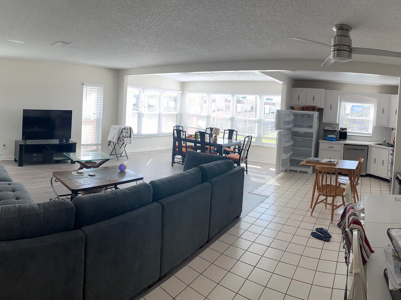 2 bed, 1280 sqft, $1,700 — Photo 2
