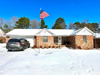 349 Regal Oaks Cir, White Hall, AR, 71602