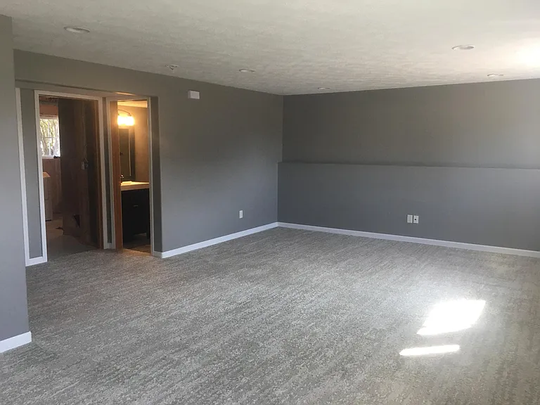 705 N Quartz Ave — Photo 14