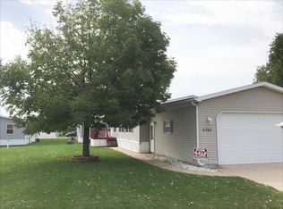 5765 Rockport Rd, Loves Park, IL 61111