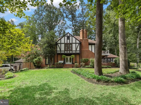 18604 Cabin Rd, Triangle, VA 22172