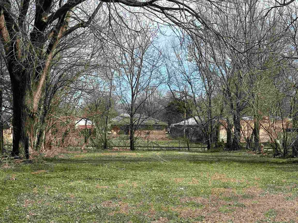 712 N Forrest Ave, Watonga, OK 73772