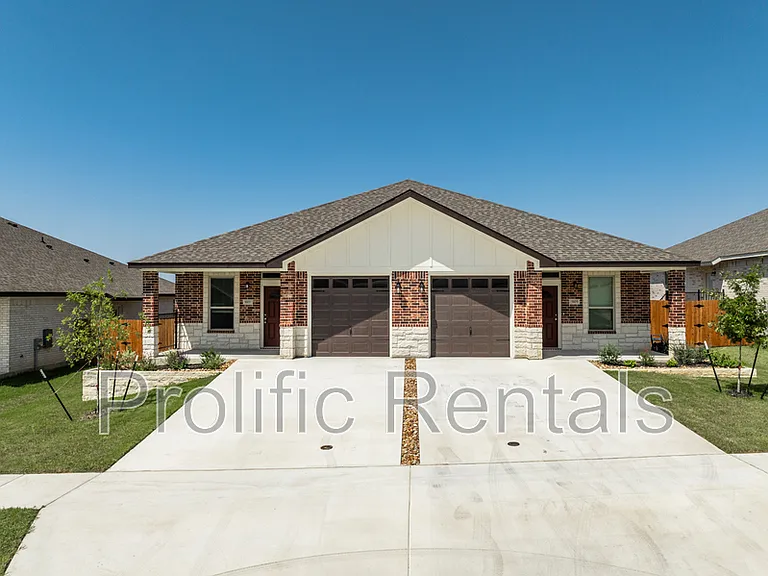5107 Rose Petal Ct #1 — Photo 3