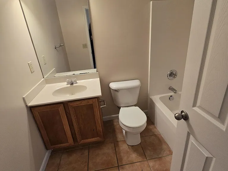 3388 Spruce Tree Ln — Photo 9