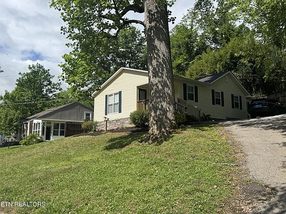 5th image of 130 Crescent Rd
