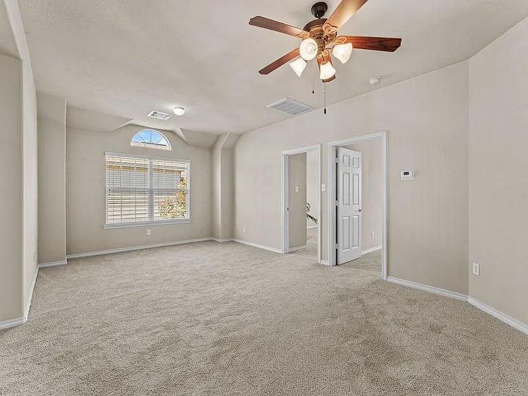 20698 Oakhurst Meadows Dr — Photo 25
