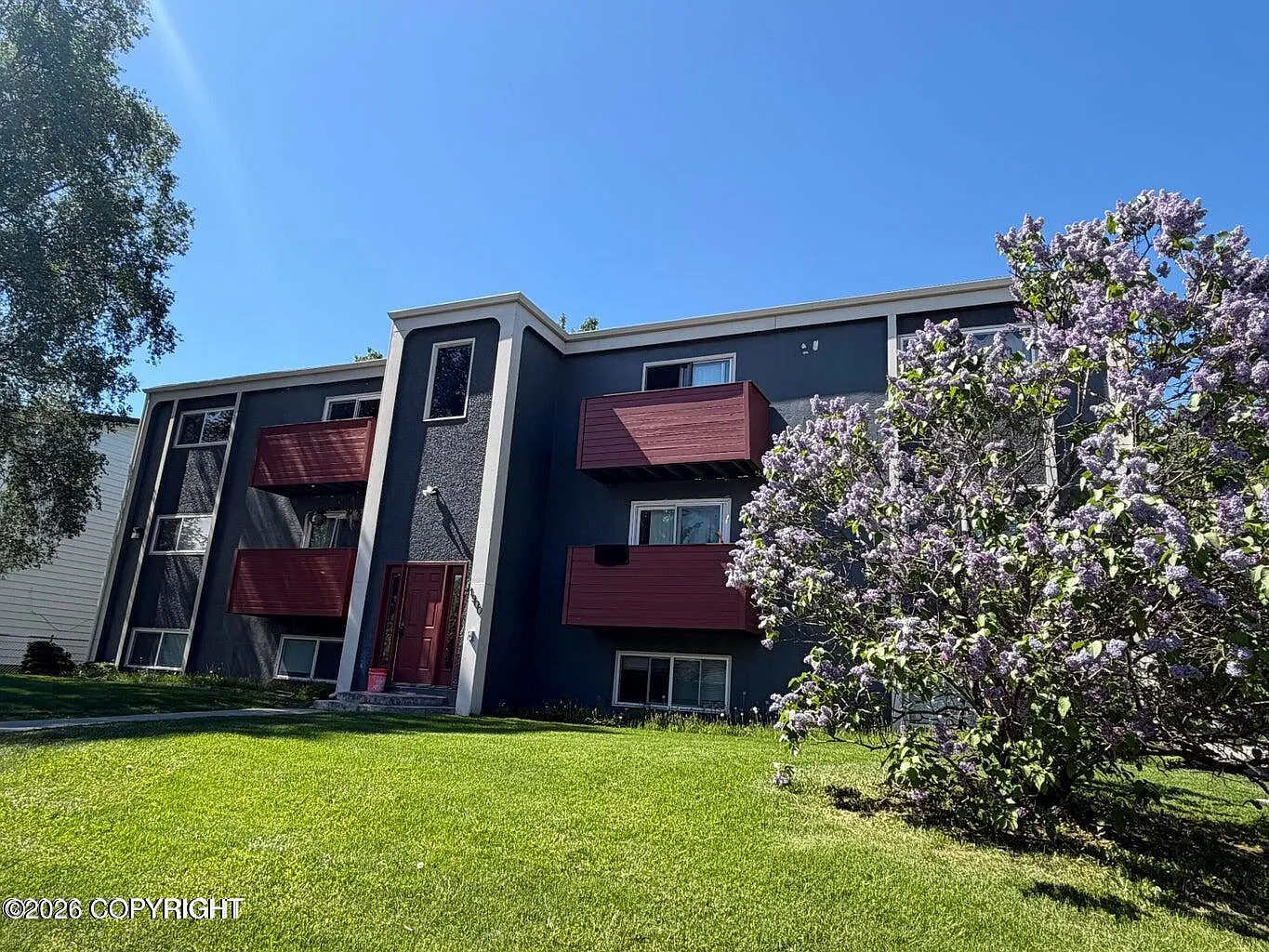 2 bed, 1.0 bath, 900 sqft, $1,450 — Photo 3