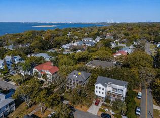 7 William St, Mount Pleasant, SC 29464