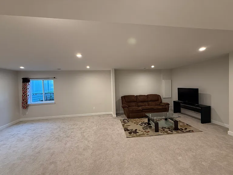 5105 Spruce Rd — Photo 41