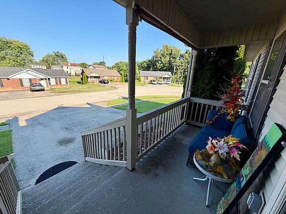 2nd image of 112 Logan Ct